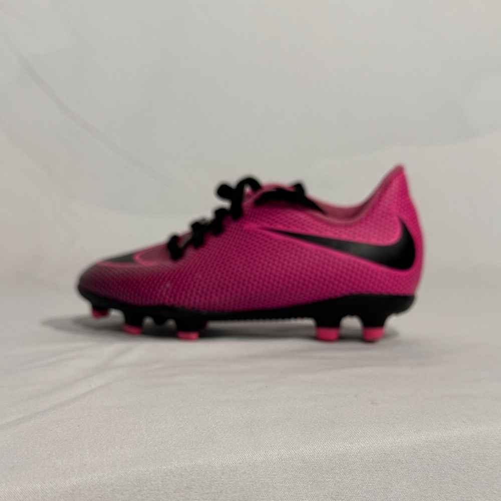 Nike Kids Pink and Black Cleats